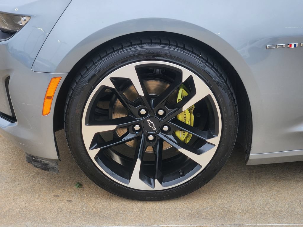 Used 2023 Chevrolet Camaro LT RWD image 16