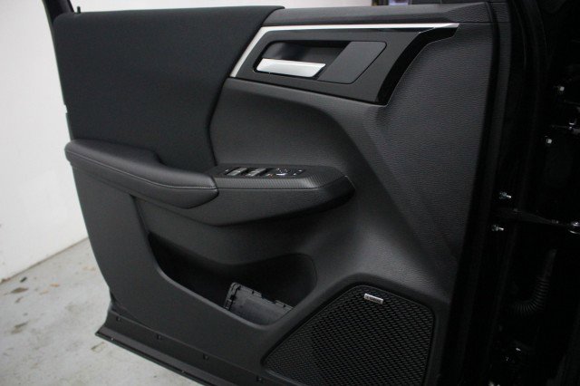 New 2026 Mitsubishi Outlander ES FWD image 15
