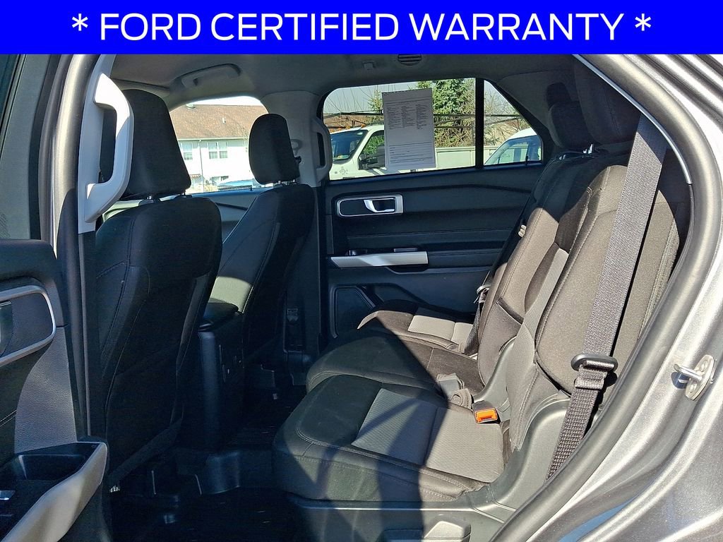 Used 2022 Ford Explorer XLT image 10