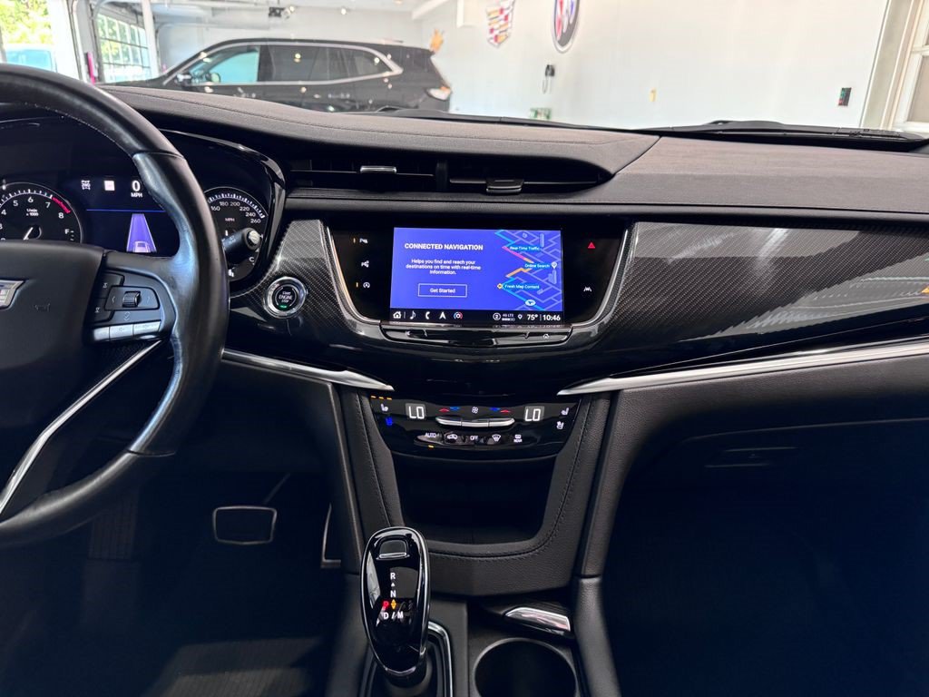 Certified 2024 Cadillac XT6 Sport w/ Technology Package AWD/4WD image 17
