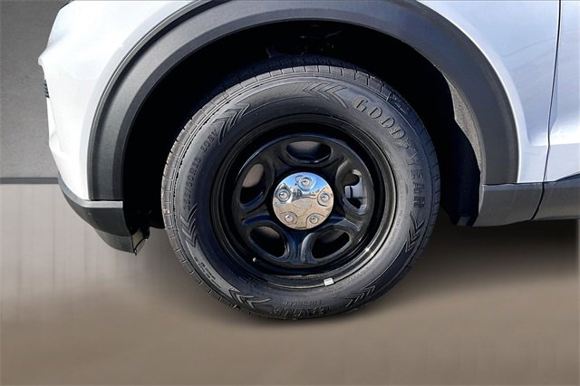 New 2025 Ford Explorer 4WD Police Interceptor image 11