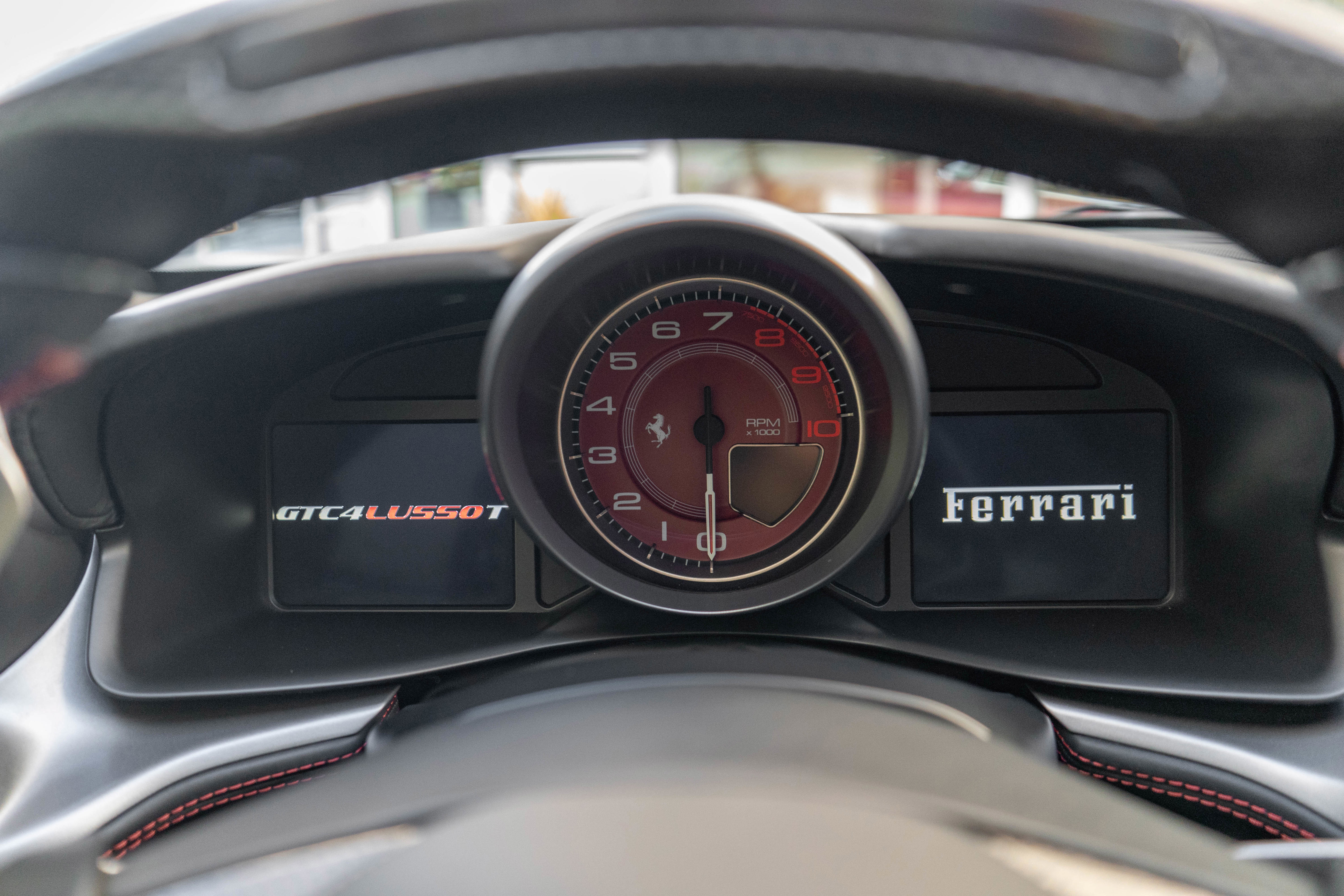 Used 2018 Ferrari GTC4Lusso T RWD image 19