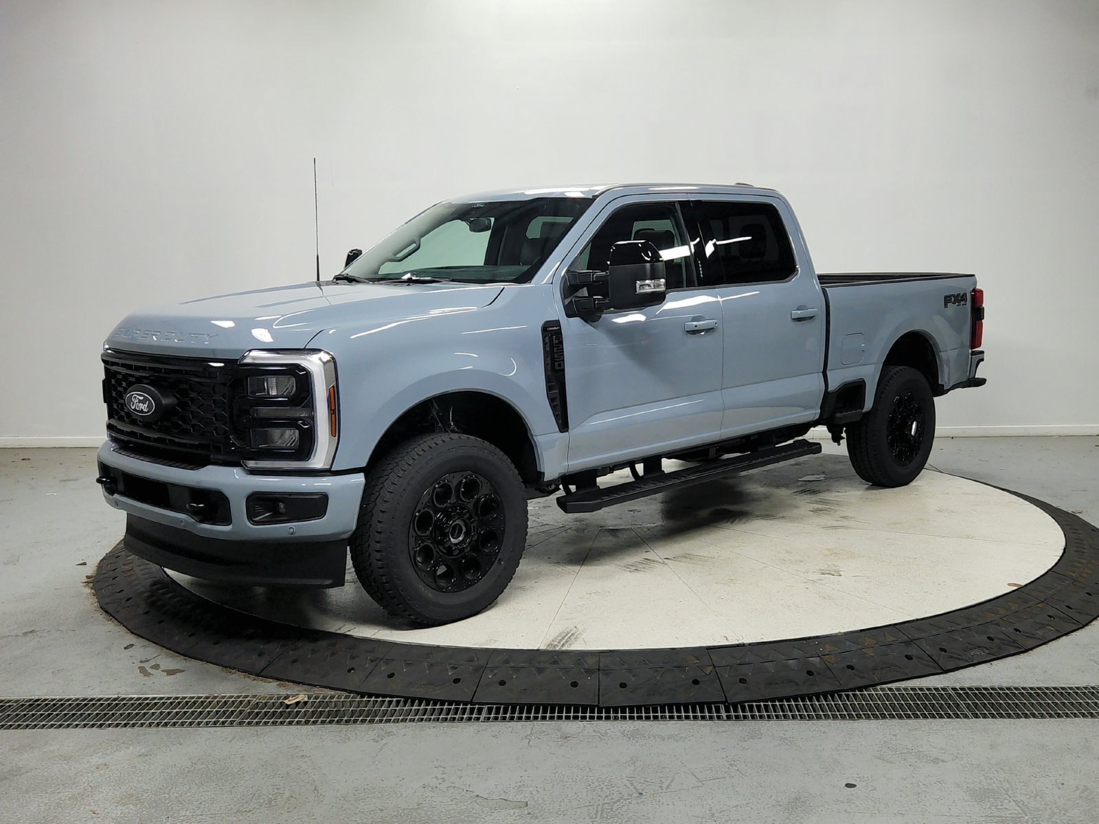 New 2027 Ford F250 Lariat w/ Black Appearance Package AWD/4WD image 4