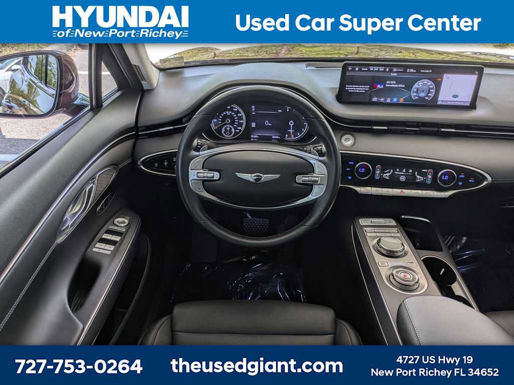 Used 2022 Genesis GV70 2.5T w/ Select Package AWD/4WD image 21