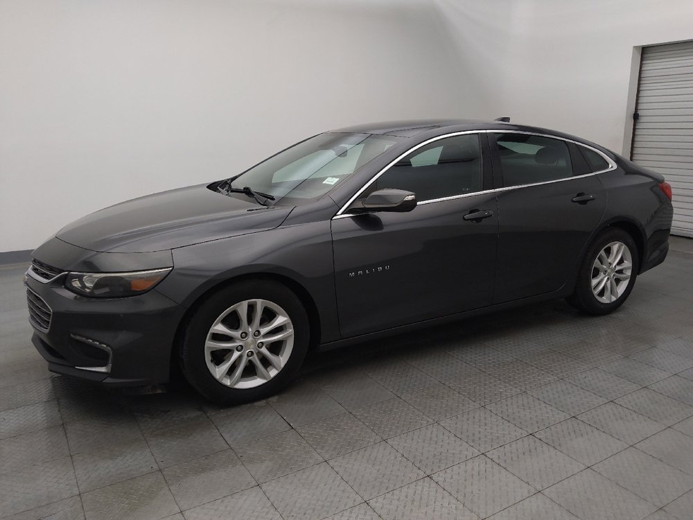 Used 2016 Chevrolet Malibu LT image 2