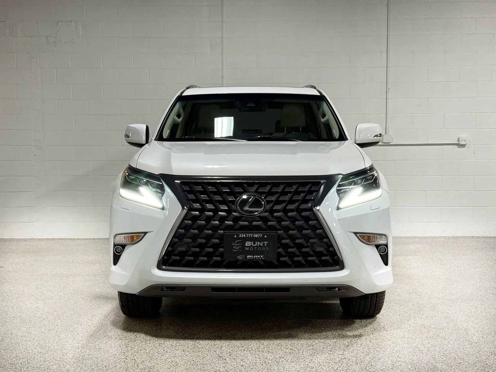 Used 2020 Lexus GX 460 Premium w/ Premium Package image 4