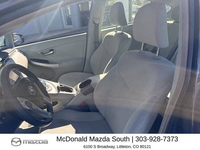 Used 2014 Toyota Prius Two image 9