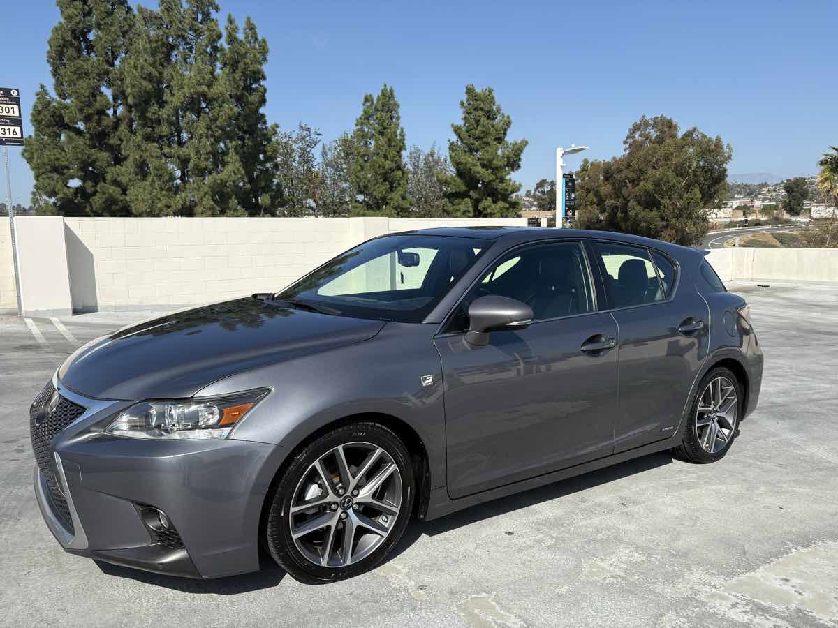 Used 2015 Lexus CT 200h image 17