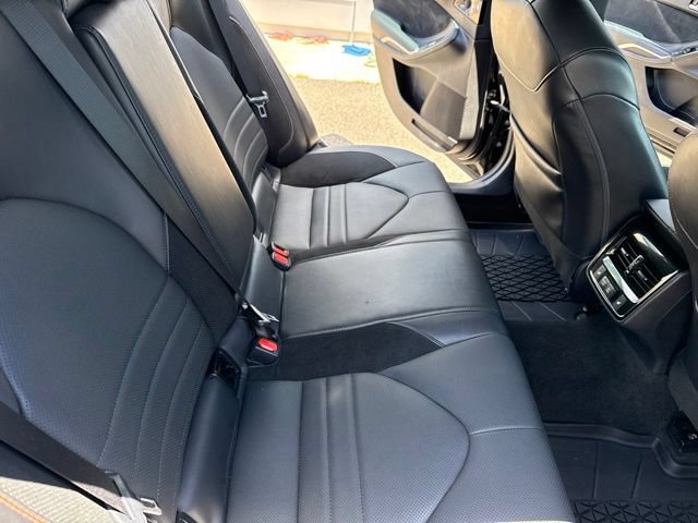 Used 2022 Toyota Avalon Touring FWD image 27