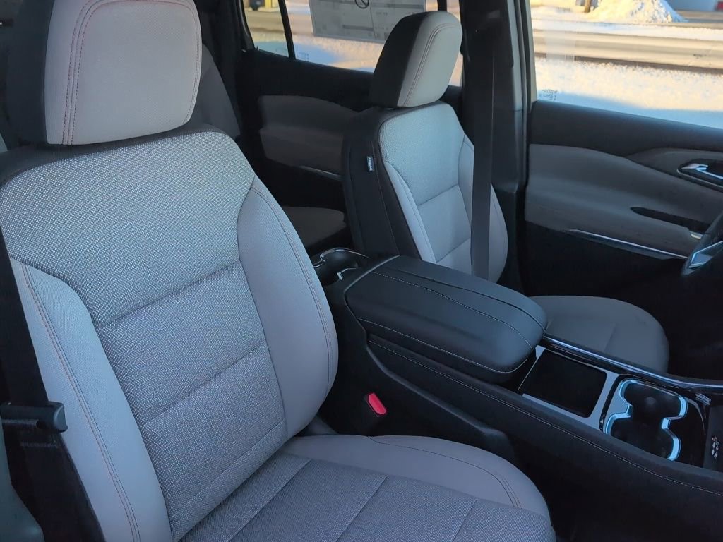 Used 2026 Chevrolet Traverse LT image 33
