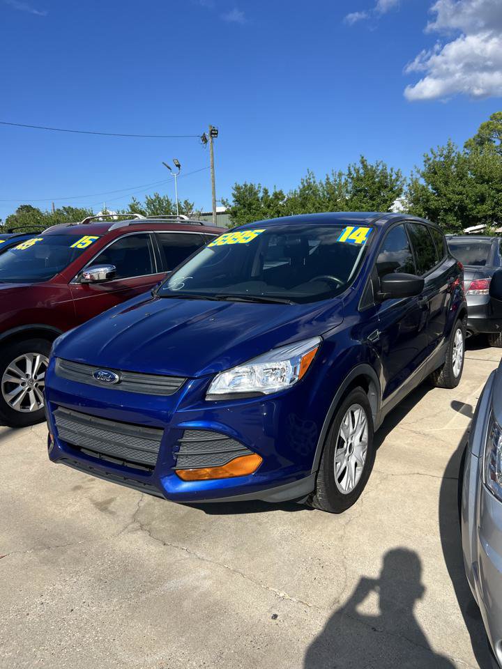 Used 2014 Ford Escape S FWD image 3