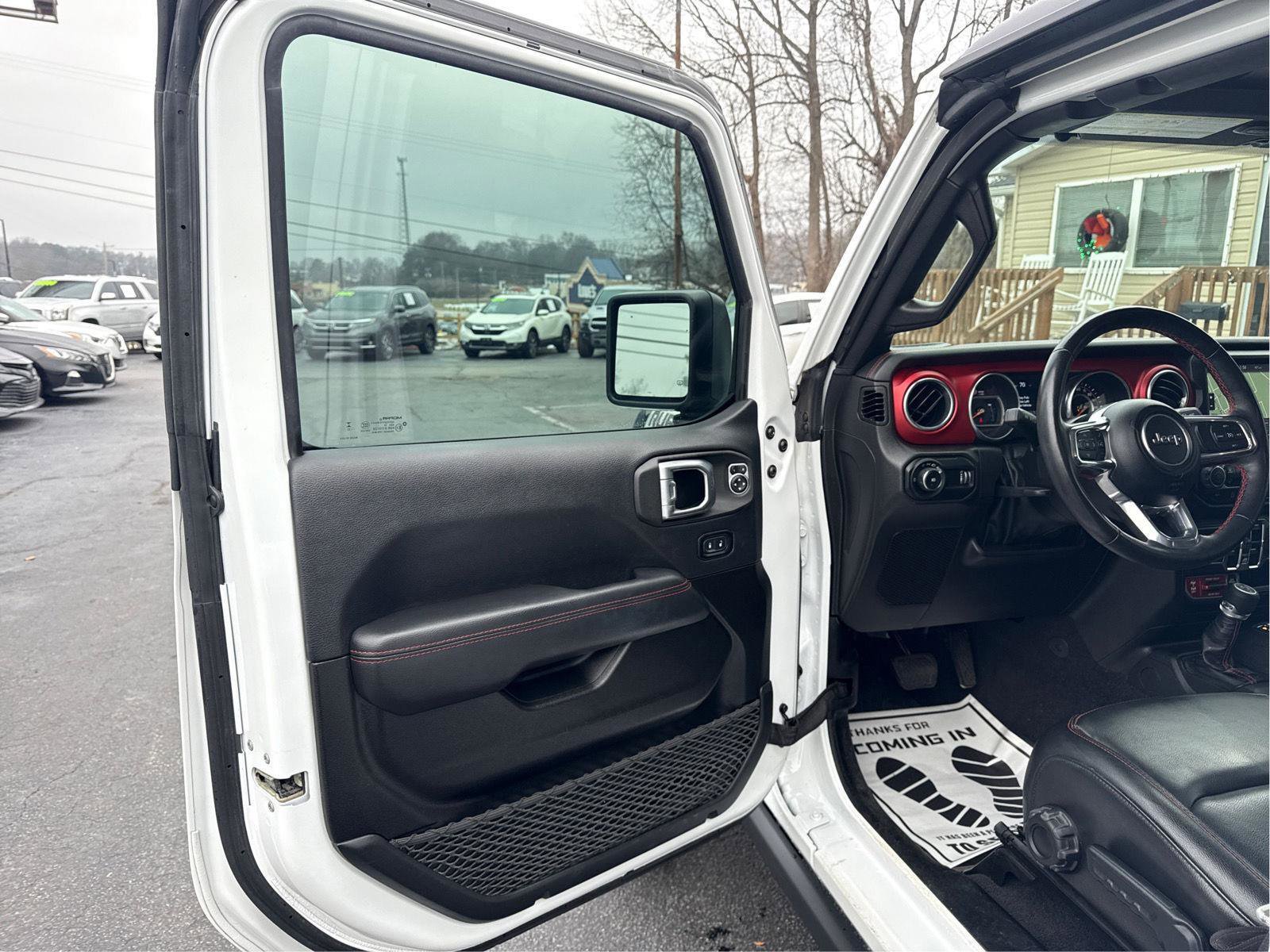 Used 2023 Jeep Wrangler Unlimited Rubicon w/ Cold Weather Group image 31