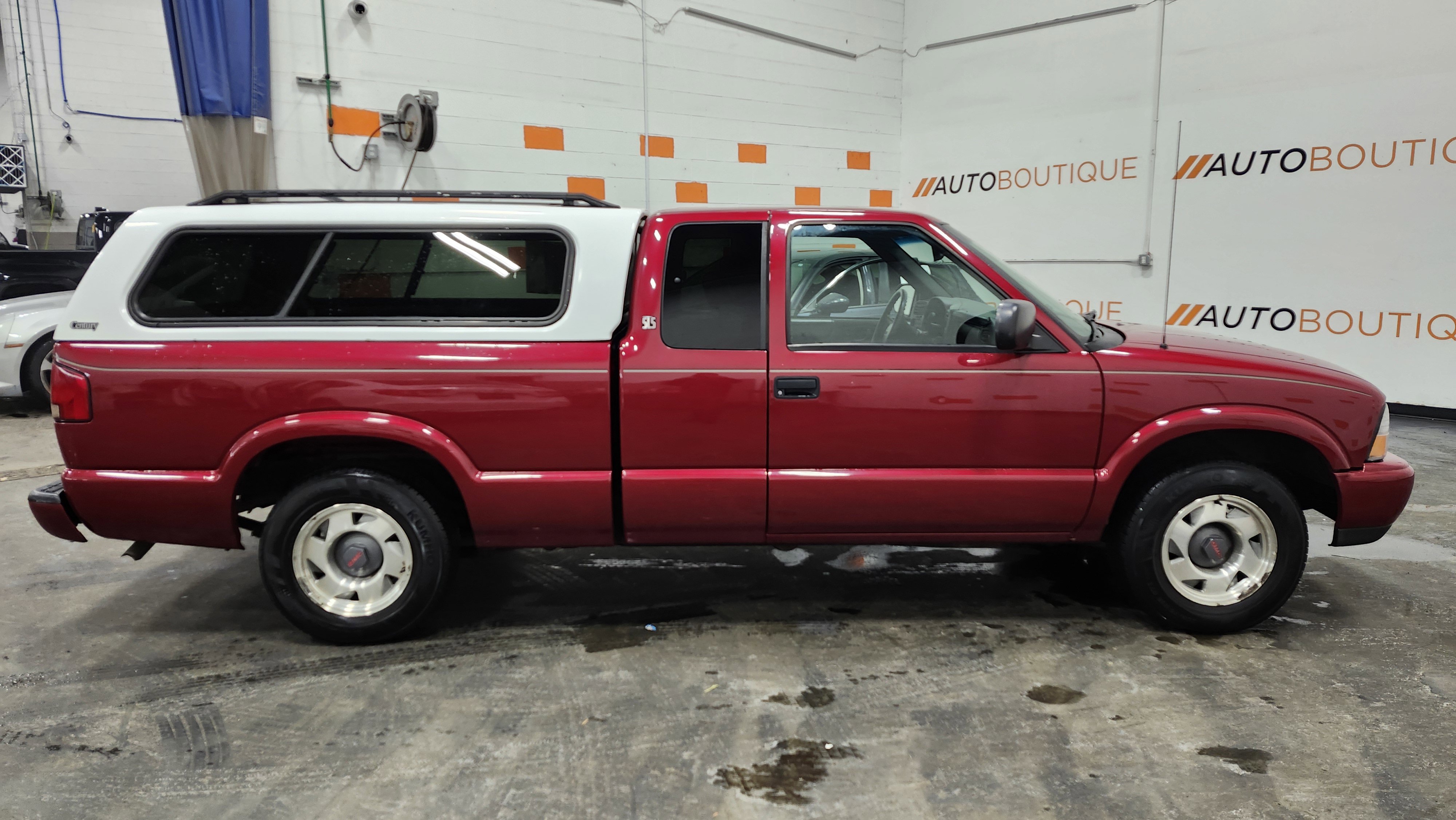 Used 2001 GMC Sonoma SLS w/ Super Spec Pkg 3 image 15