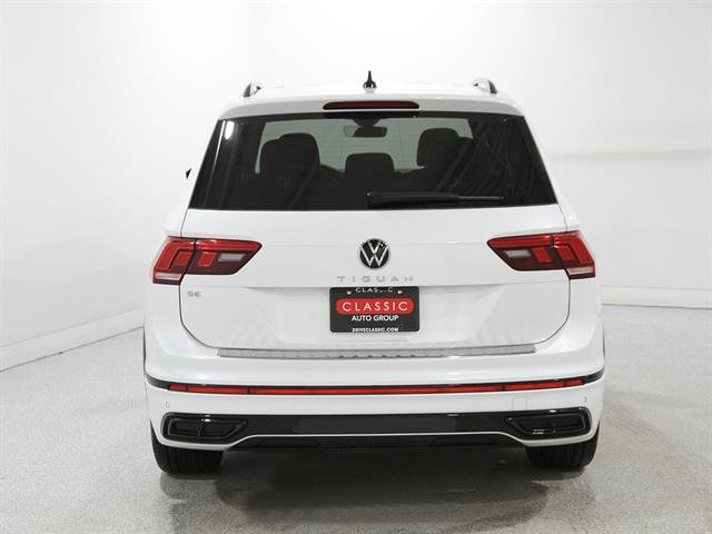 Used 2024 Volkswagen Tiguan SE R-Line image 19
