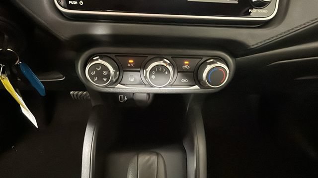Used 2025 Nissan Versa S w/ Trunk Package FWD image 22