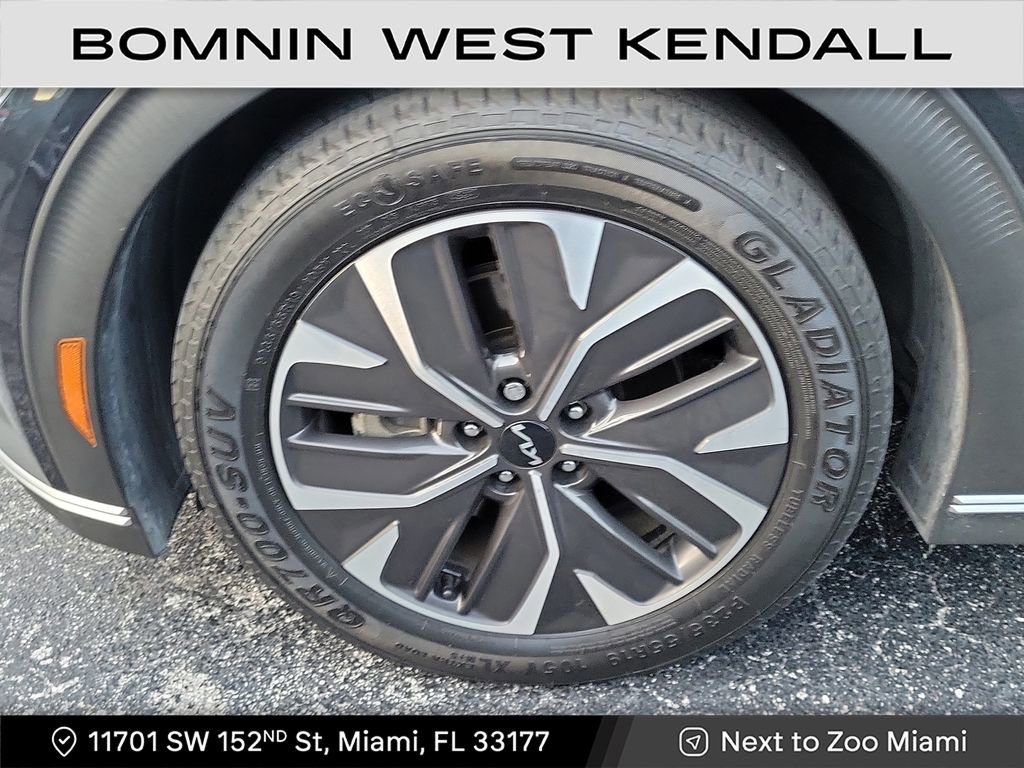 Used 2024 Kia EV6 Light image 8