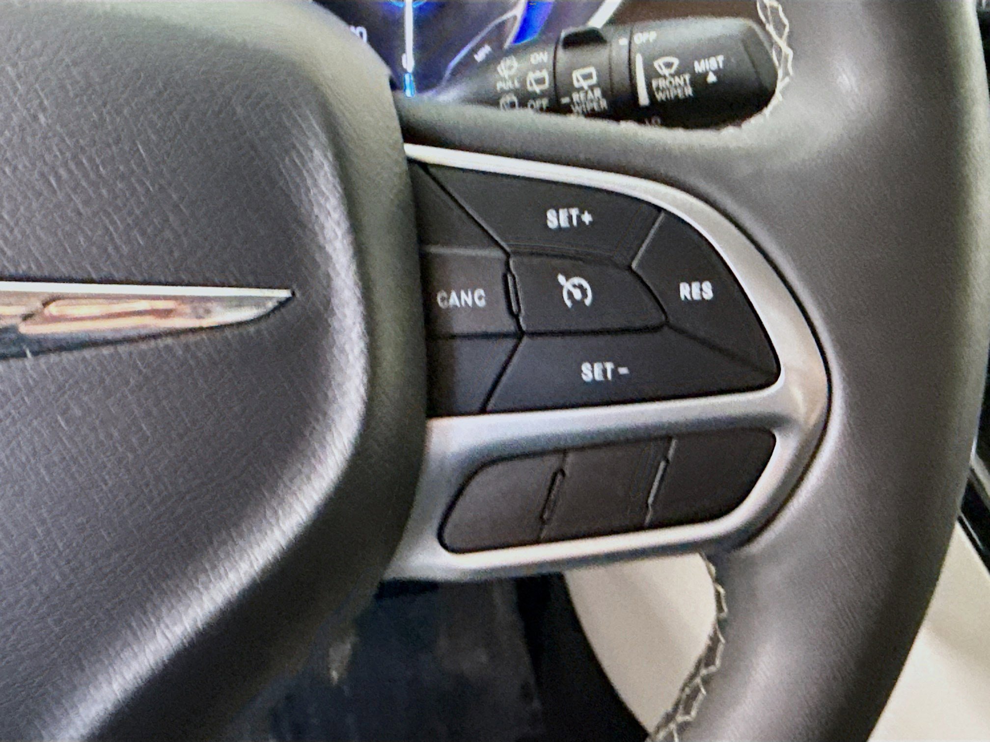 Used 2022 Chrysler Voyager LX FWD image 15