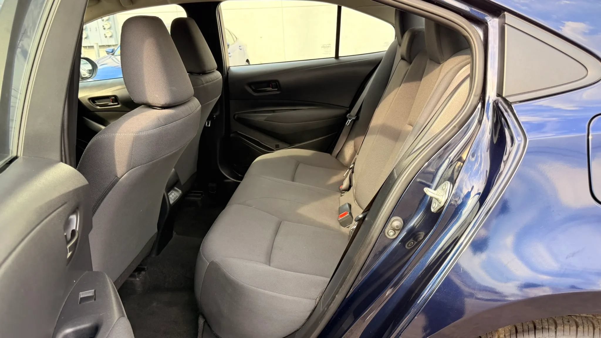 Used 2023 Toyota Corolla LE FWD image 13