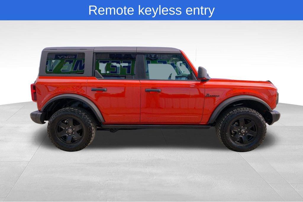 Used 2023 Ford Bronco Black Diamond image 9