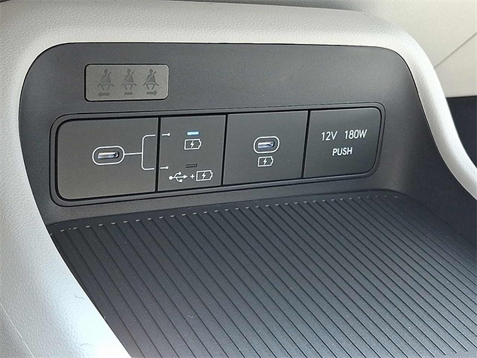 Used 2026 Hyundai Kona SE AWD/4WD image 15