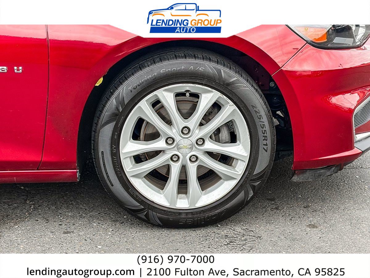 Used 2017 Chevrolet Malibu LT FWD image 9