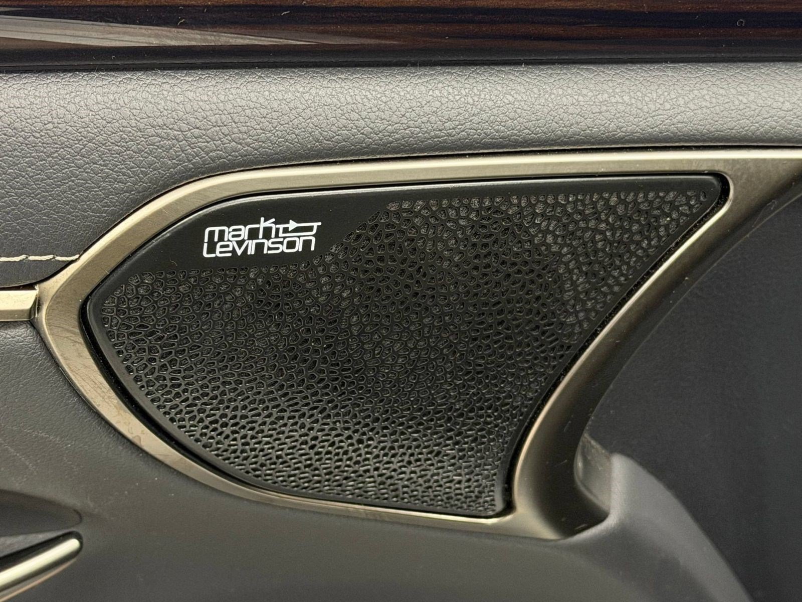 Used 2021 Lexus ES 300h w/ Premium Package FWD image 25