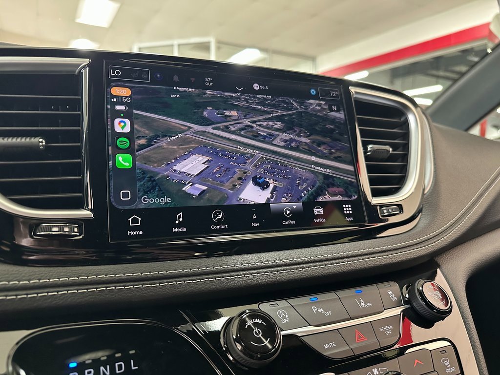 New 2026 Chrysler Pacifica Limited w/ S Appearance Package image 26