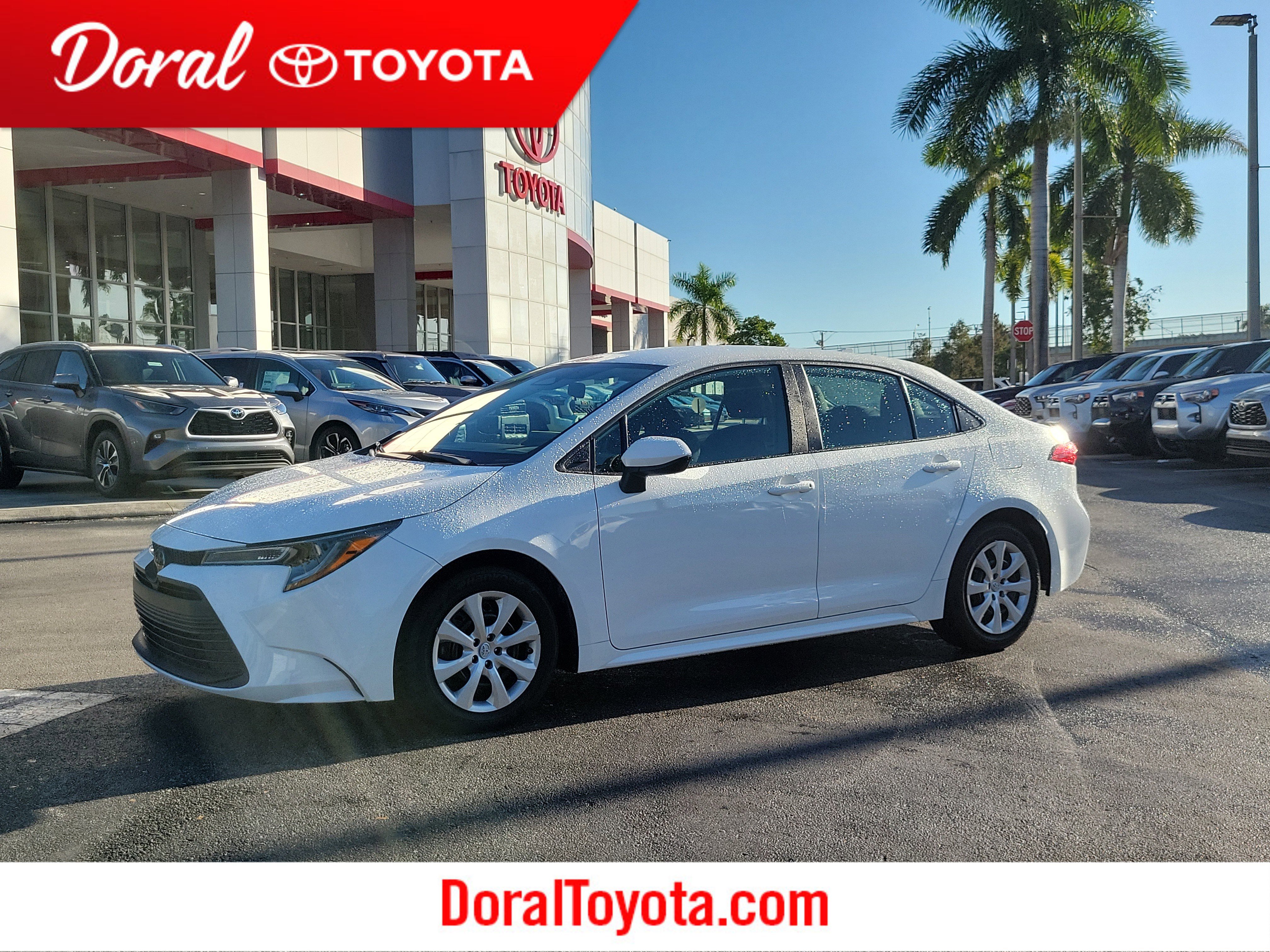 Used 2023 Toyota Corolla LE image 1