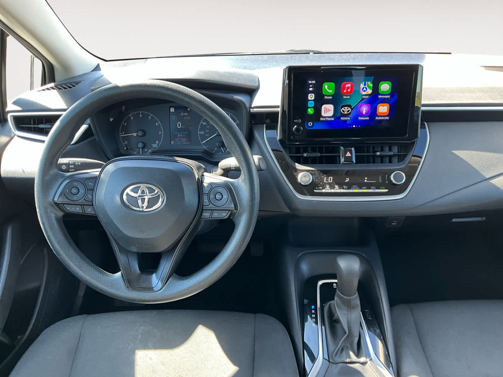 Used 2024 Toyota Corolla LE FWD image 10
