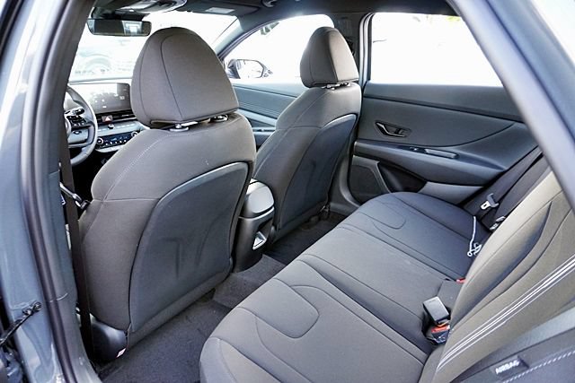 New 2026 Hyundai Elantra Sport FWD image 20