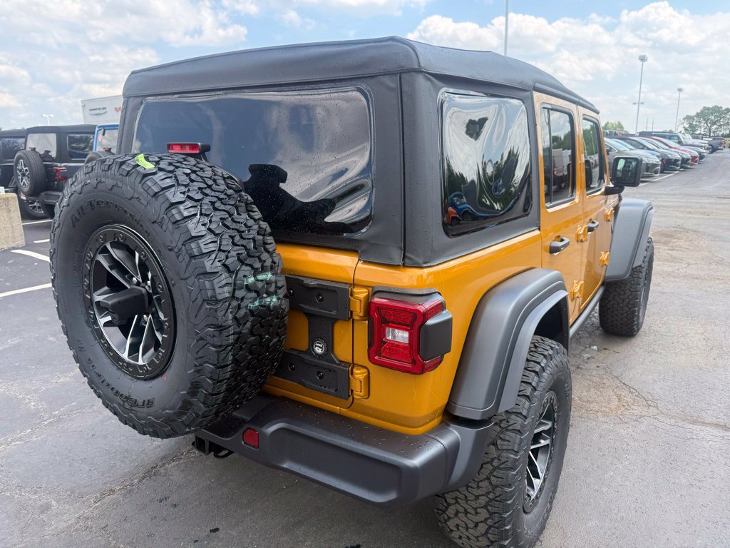 New 2026 Jeep Wrangler Unlimited Rubicon w/ Xtreme 35 Tire Package AWD/4WD image 3