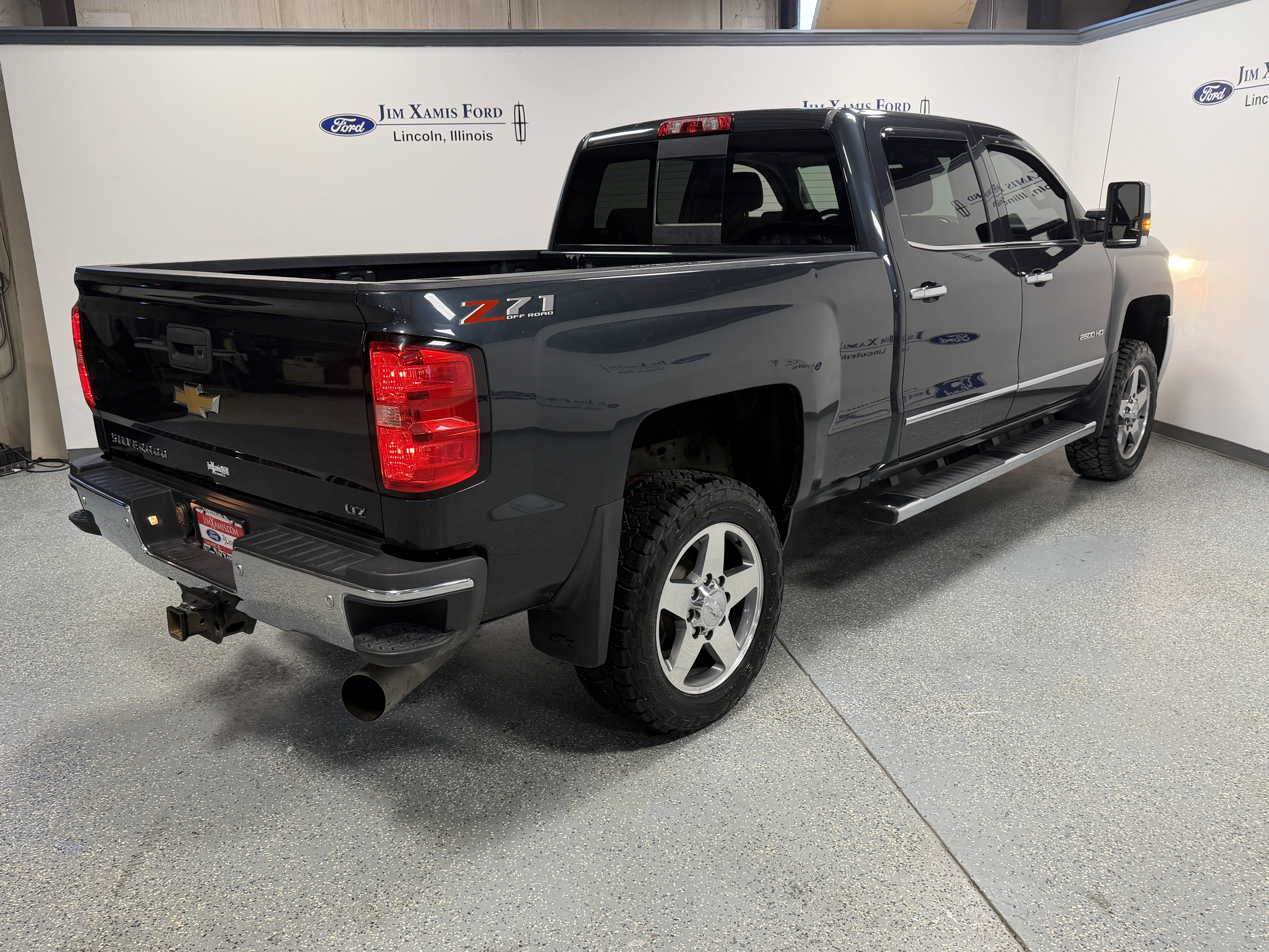 Used 2018 Chevrolet Silverado 2500 LTZ w/ Duramax Plus Package image 6