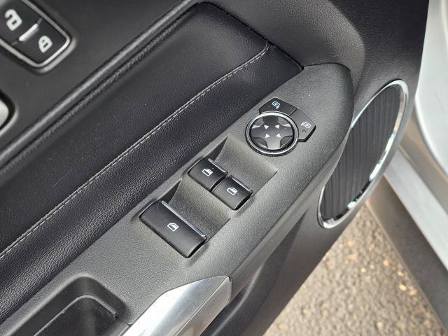 Used 2020 Ford Mustang Premium RWD image 7