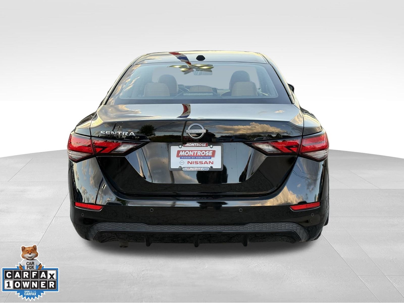Used 2025 Nissan Sentra SV w/ SV Premium Package FWD image 4