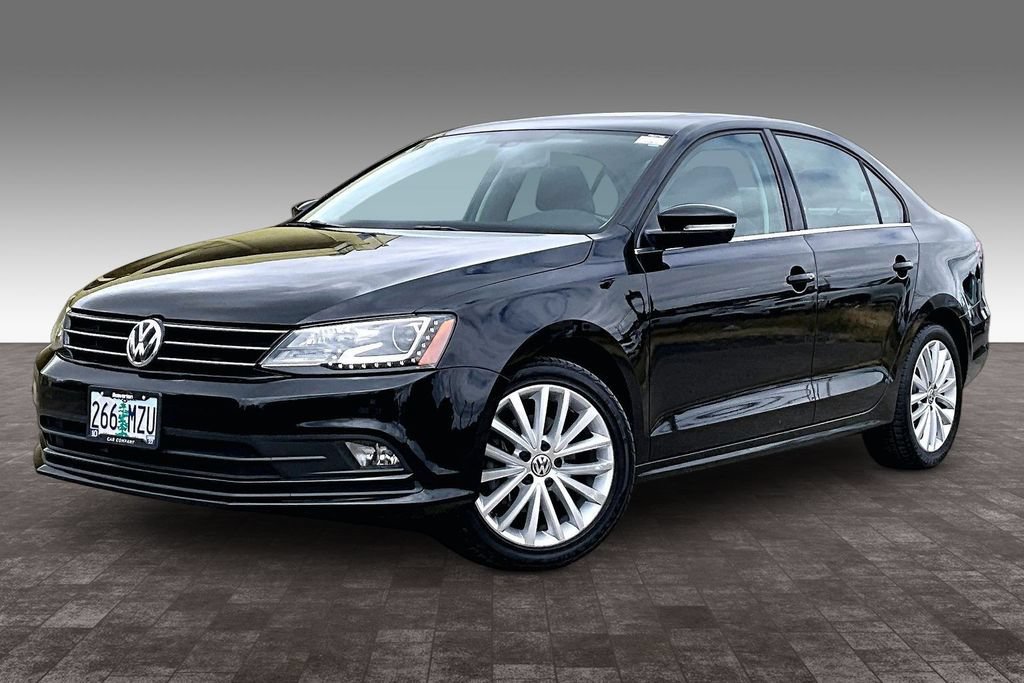 Used 2016 Volkswagen Jetta SEL FWD image 2