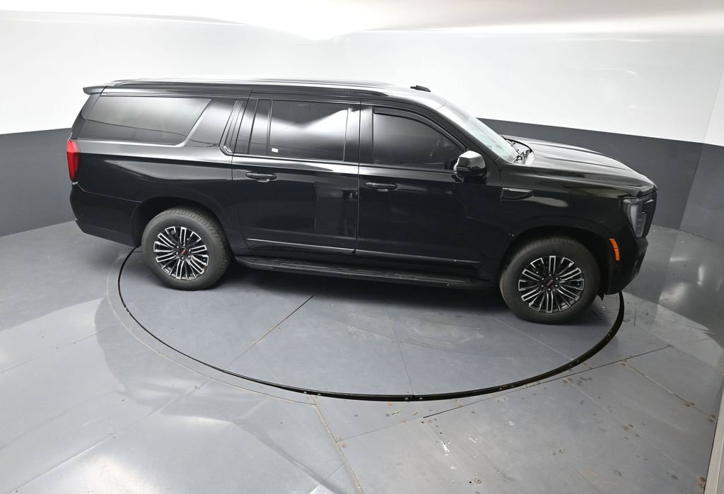 Used 2025 GMC Yukon XL Elevation AWD/4WD image 45