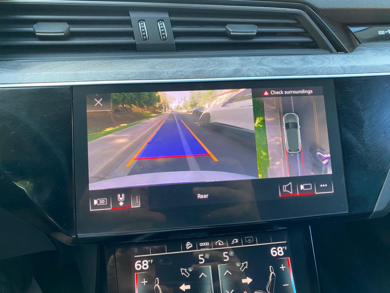 Used 2021 Audi e-tron Premium w/ Convenience Plus Package AWD/4WD image 69