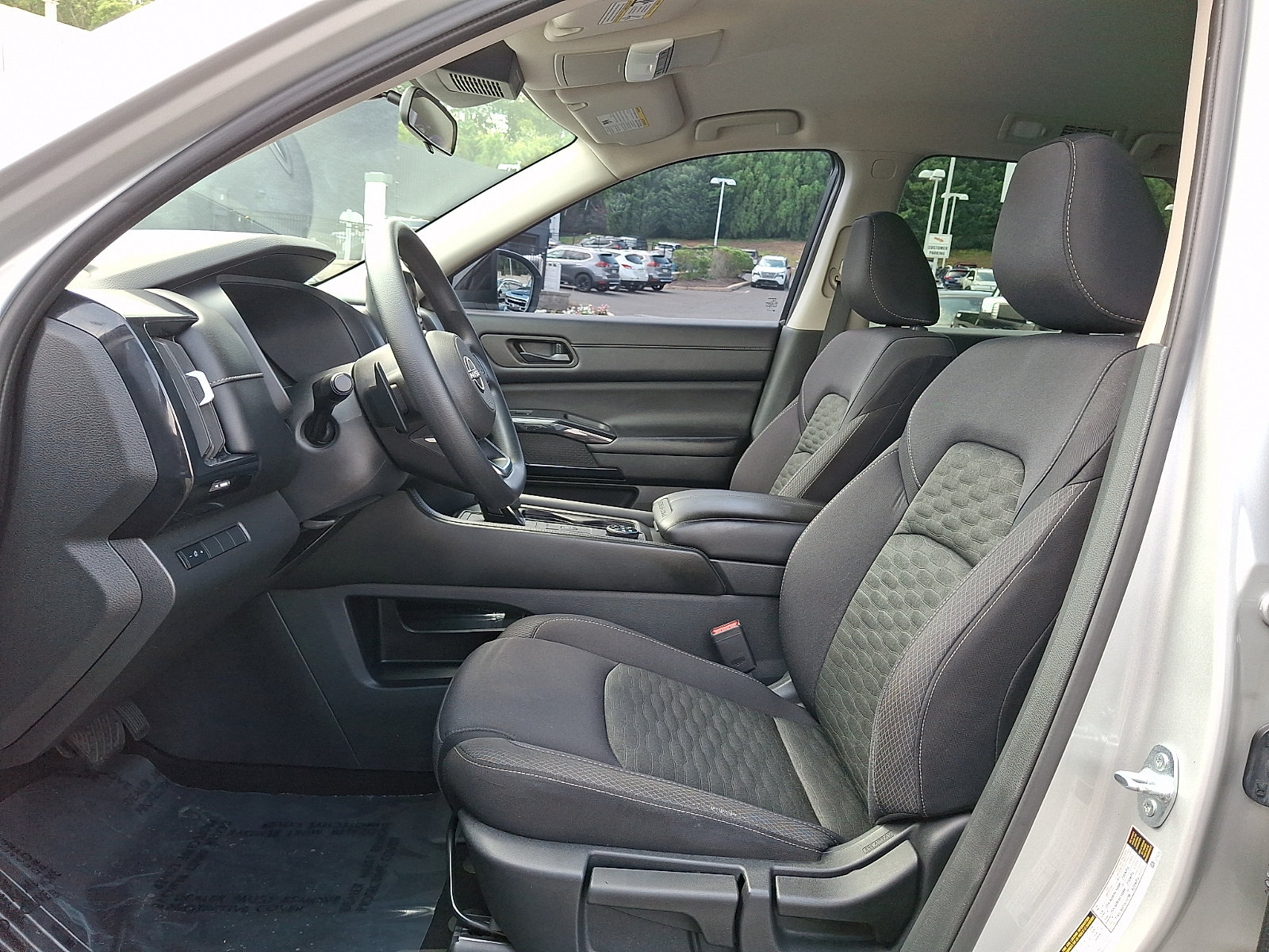 Certified 2024 Nissan Pathfinder S AWD/4WD image 15