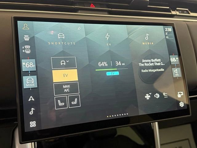 New 2025 Land Rover Range Rover SE image 33