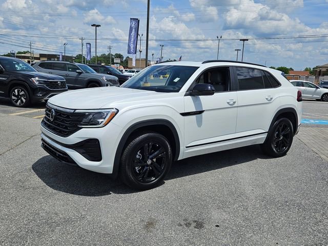 New 2025 Volkswagen Atlas Cross Sport SEL R-Line image 3