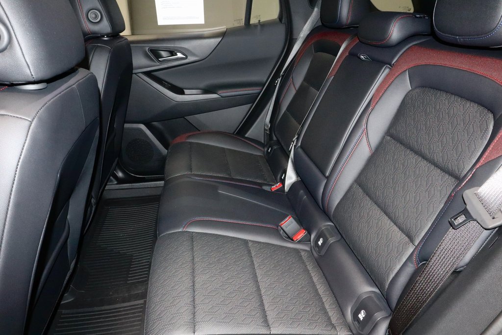 Used 2025 Chevrolet Equinox RS w/ Safety and Technology Package image 22