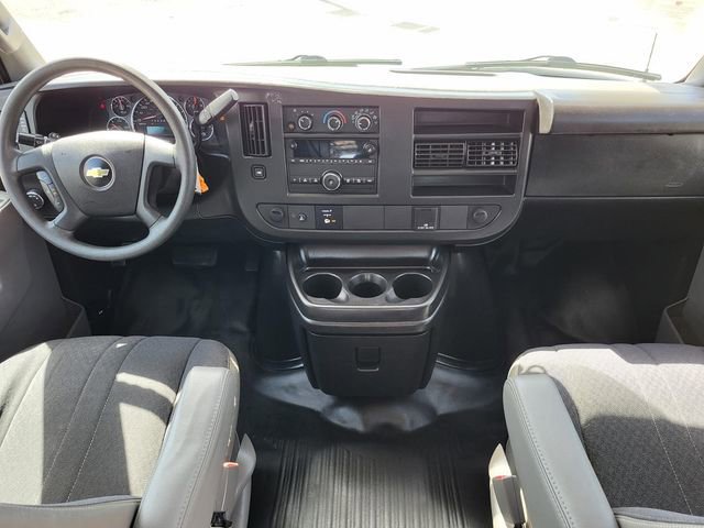 Used 2018 Chevrolet Express 2500 w/ Driver Convenience Package RWD image 14