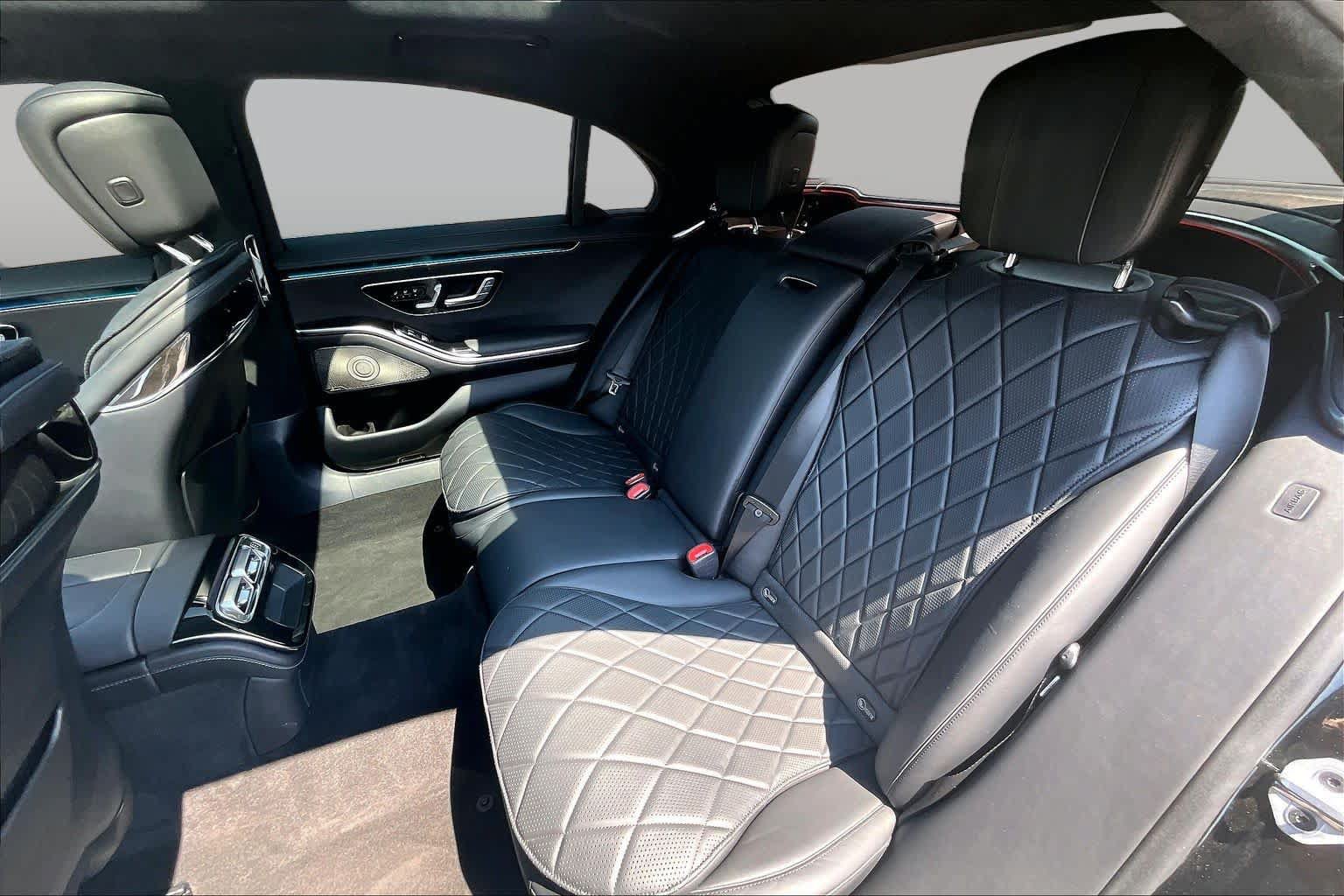 Used 2021 Mercedes-Benz S 580 4MATIC Sedan w/ AMG Line image 21