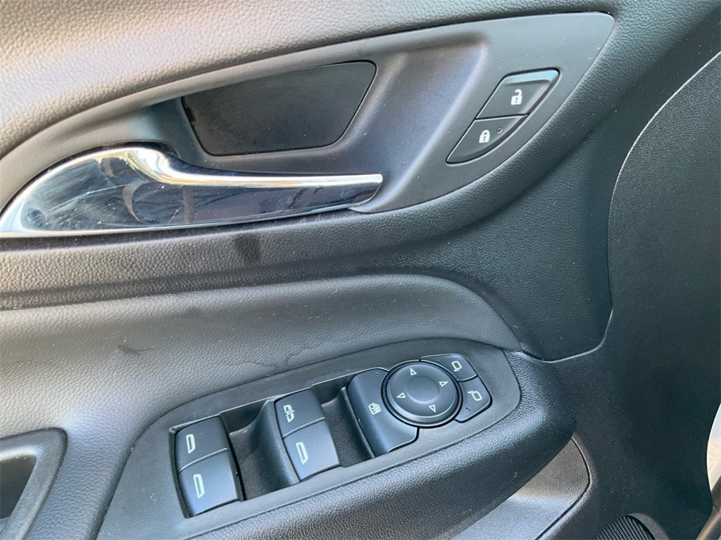 Used 2024 Chevrolet Equinox LT image 26