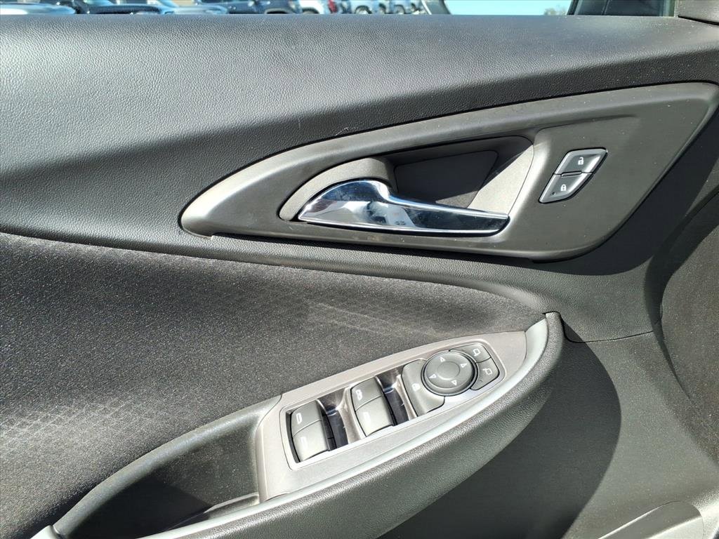 Used 2024 Chevrolet Malibu LT image 6