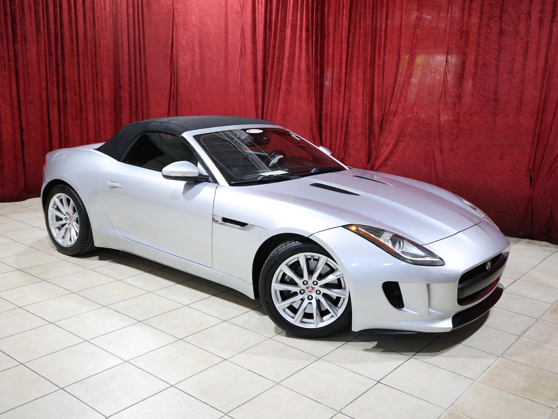 Used 2017 Jaguar F-TYPE Convertible RWD image 2