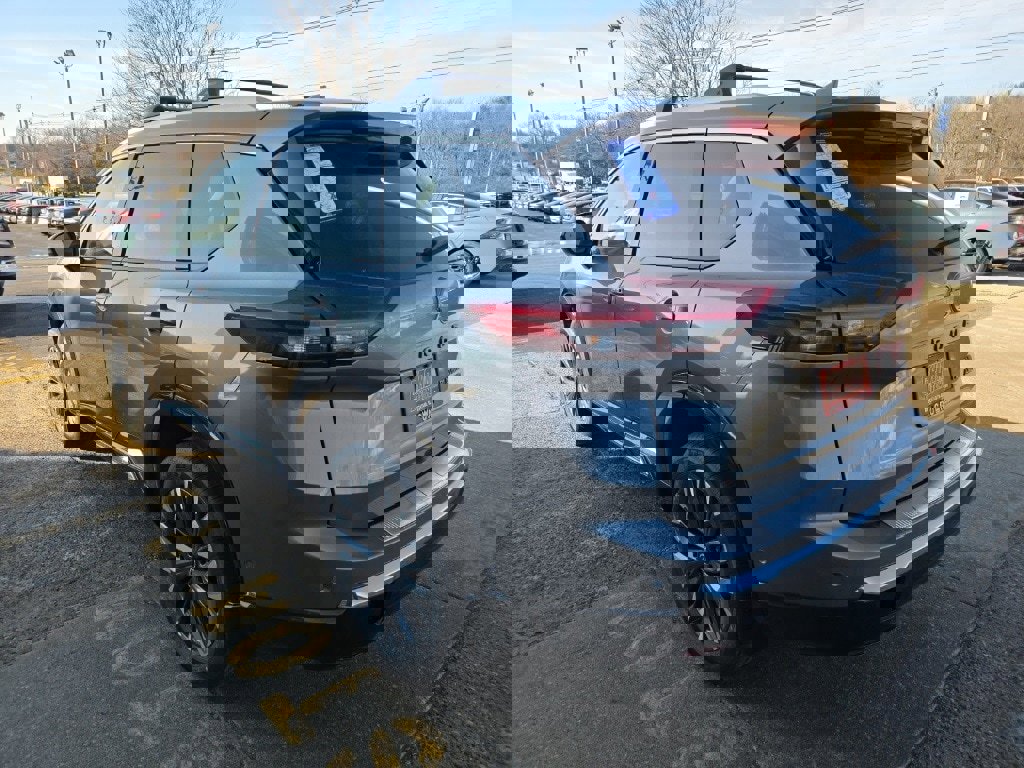 New 2026 Nissan Rogue Platinum image 8