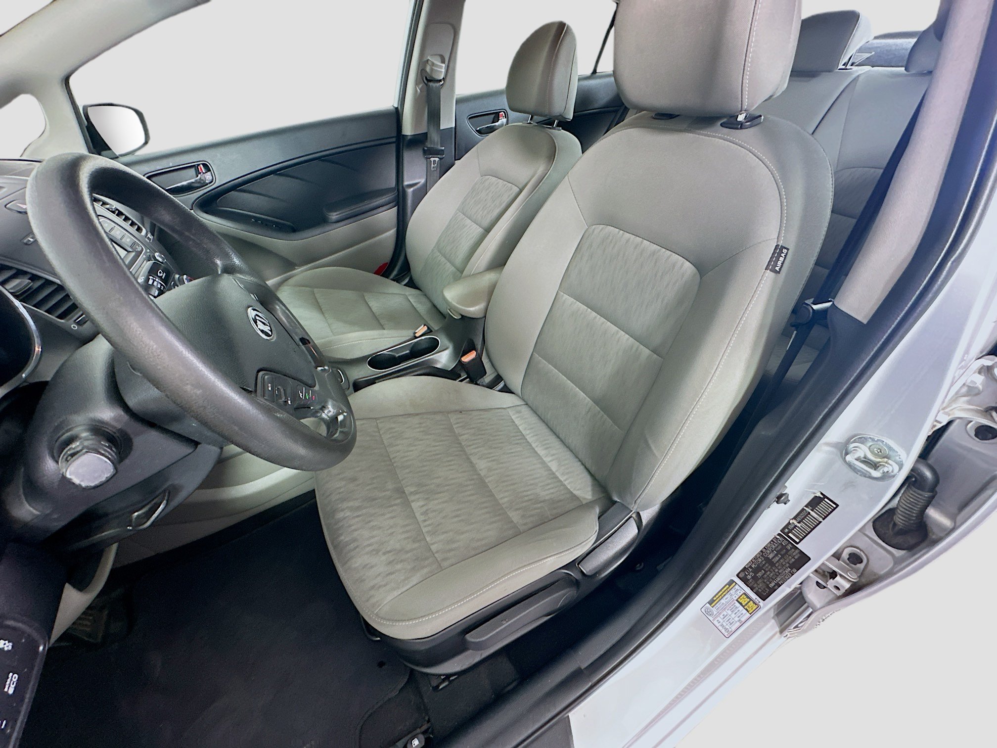 Used 2016 Kia Forte LX FWD image 13