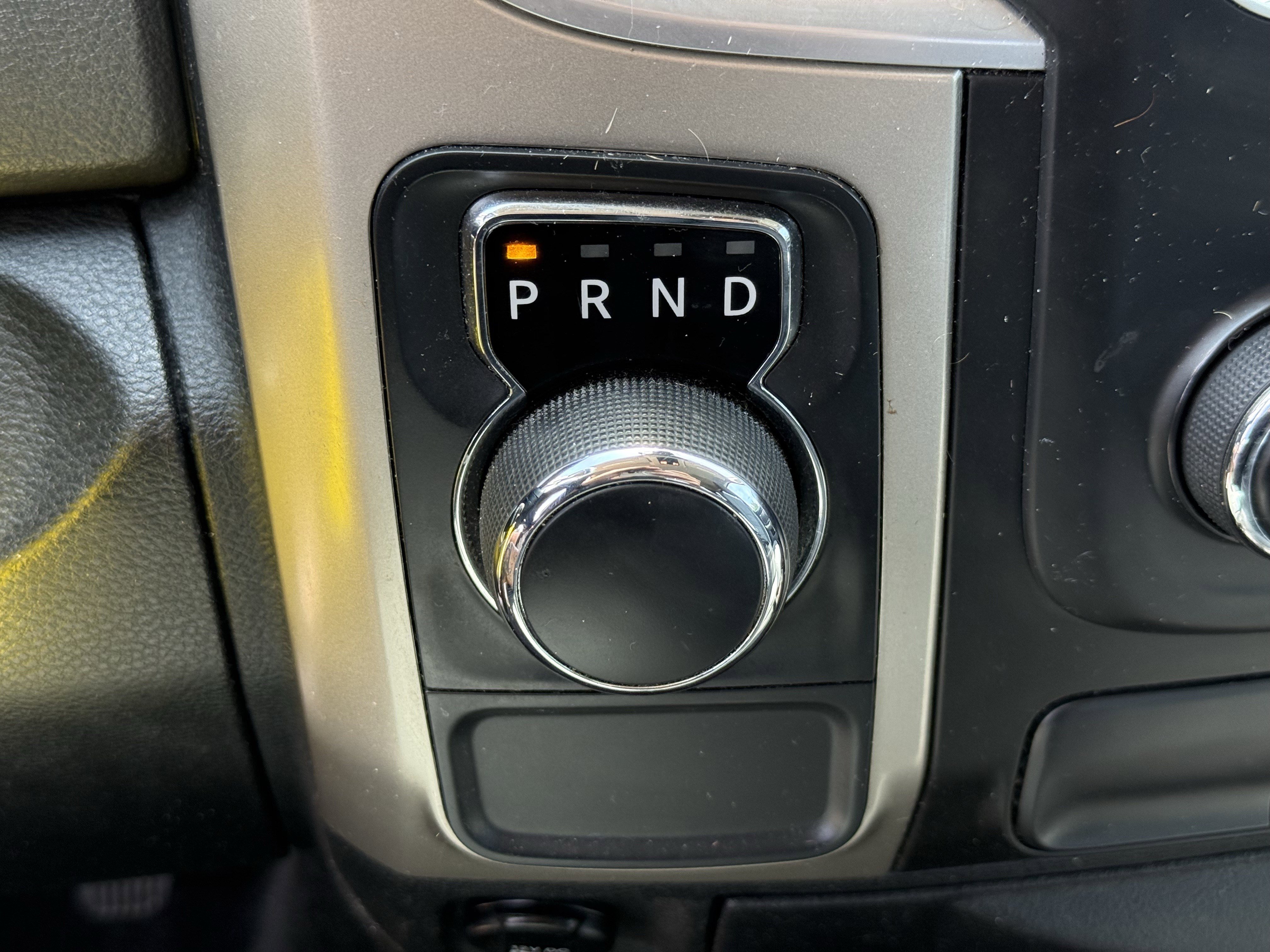 Used 2014 RAM 1500 Classic SLT RWD image 24