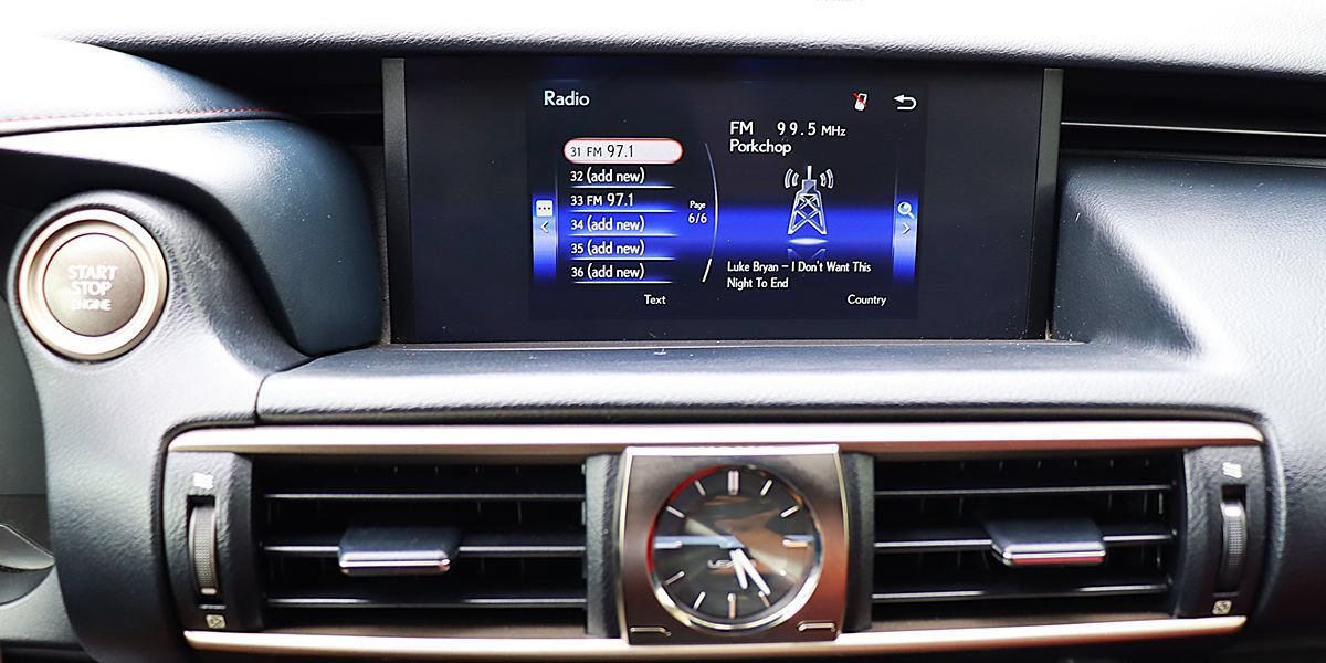 Used 2018 Lexus IS 300 F Sport w/ F Sport Package RWD image 43